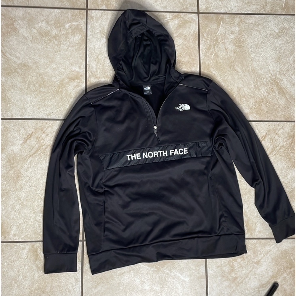 The North Face Men’s Black Half-Zip Hooded Pullover